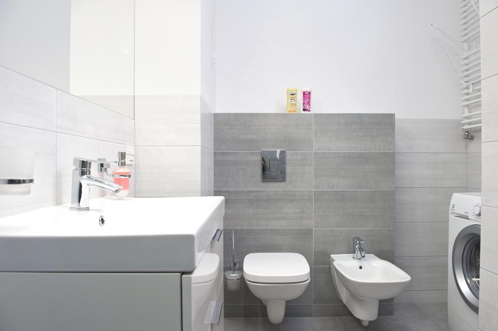 Goodnight Warsaw Apartments Dzielna 72 Ngoại thất bức ảnh